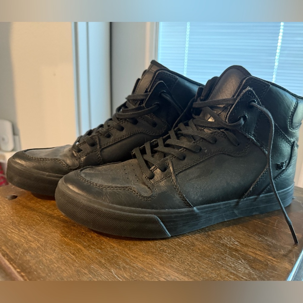 Supra Shoes Men's Black Red Size 8.5